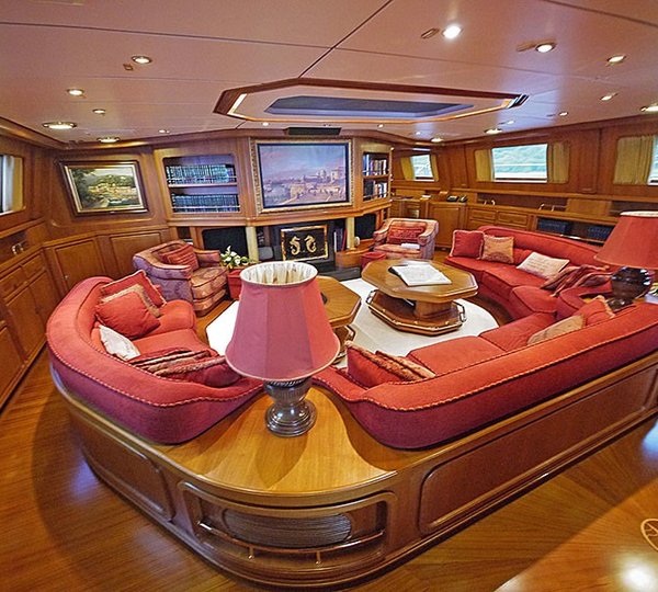 The 47m Yacht ANDROMEDA LA DEA