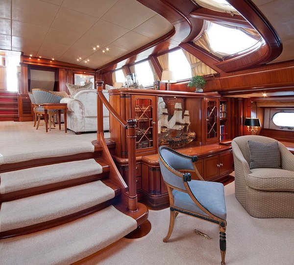 The 47m Yacht HYPERION