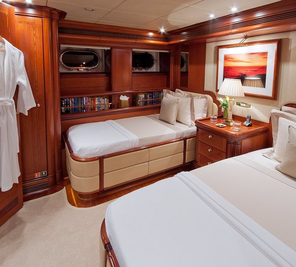 The 47m Yacht HYPERION