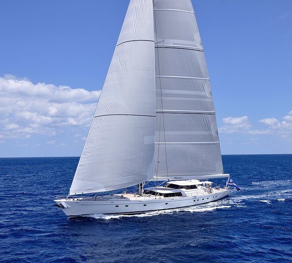 The 47m Yacht HYPERION