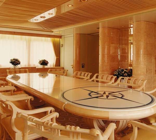 The 47m Yacht QUINTESSA