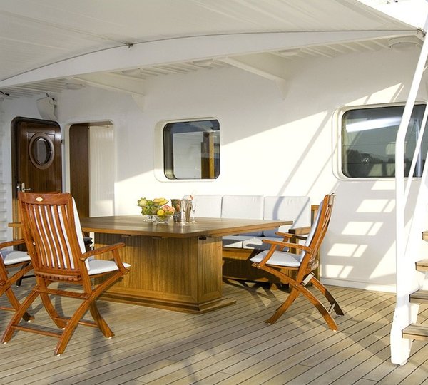 Aft Sitting Zone On Yacht HANSE EXPLORER