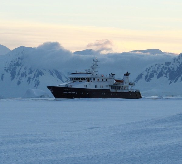 The 48m Yacht HANSE EXPLORER