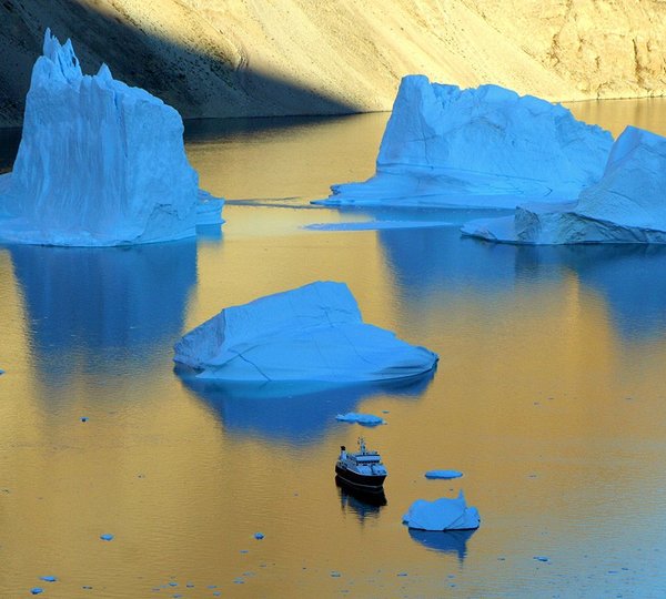 The 48m Yacht HANSE EXPLORER