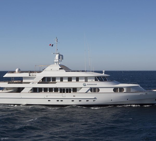 Premier Overview On Yacht KANALOA