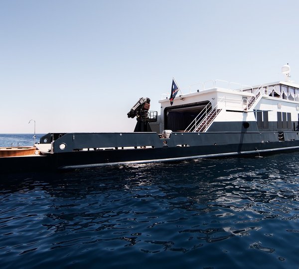The 48m Yacht MYSTERE SHADOW