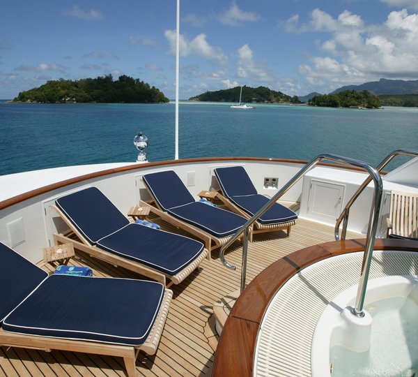 Jacuzzi Pool With Sunshine Lounging Aboard Yacht TELEOST