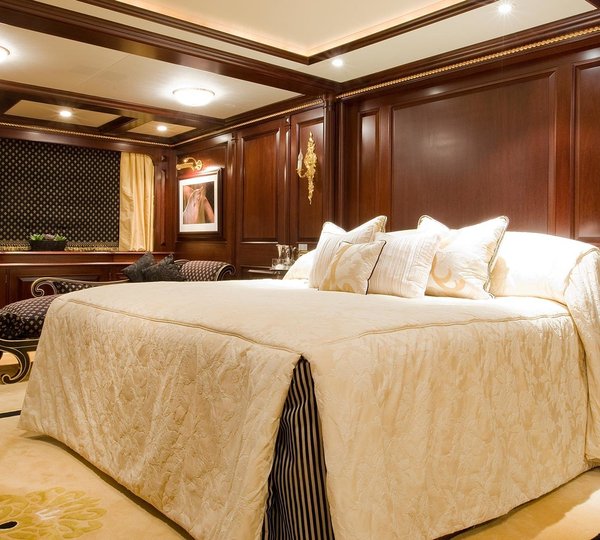 Main Master Cabin On Board Yacht TELEOST