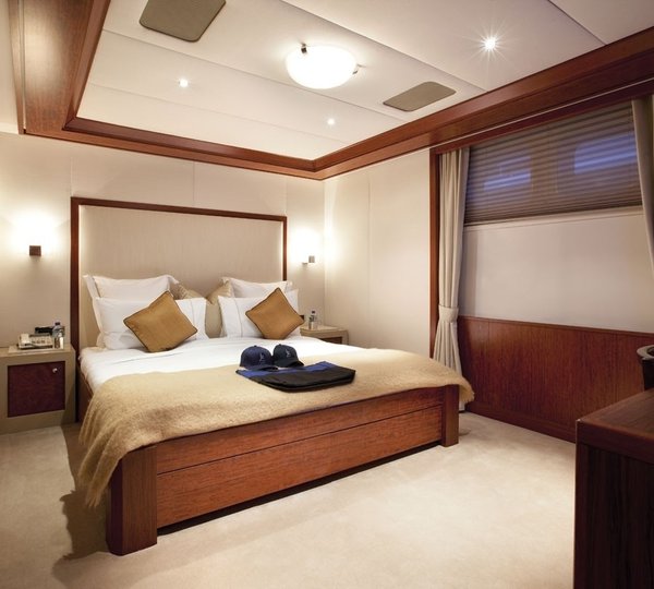 The 51m Yacht LAZY Z