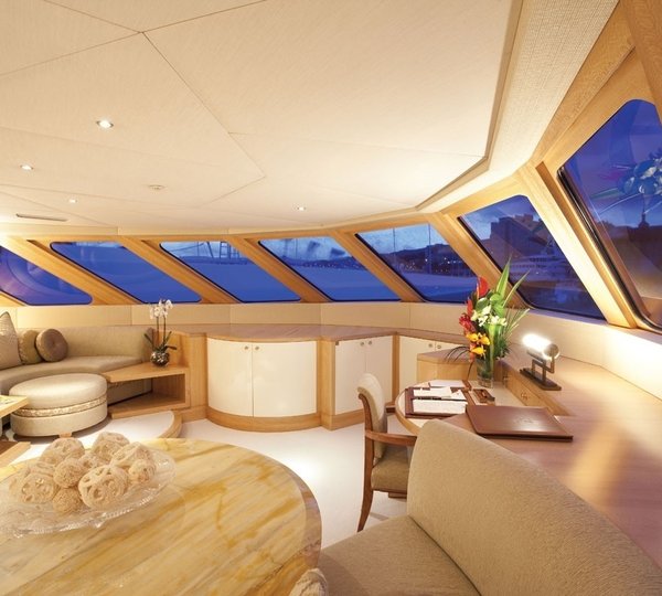 The 51m Yacht LAZY Z