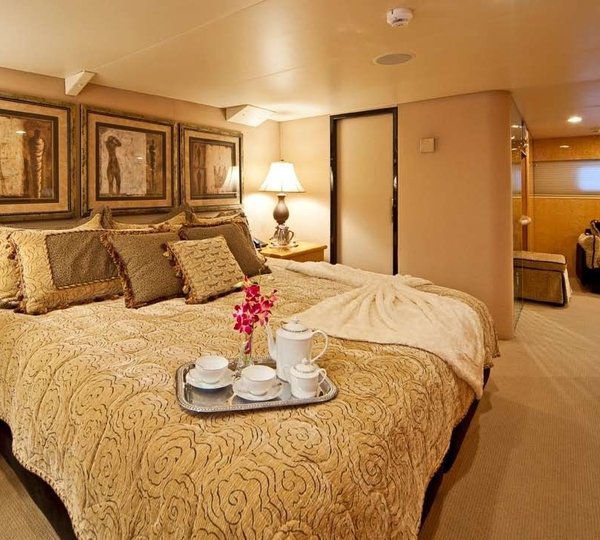 VIP Cabin On Yacht BIG EAGLE