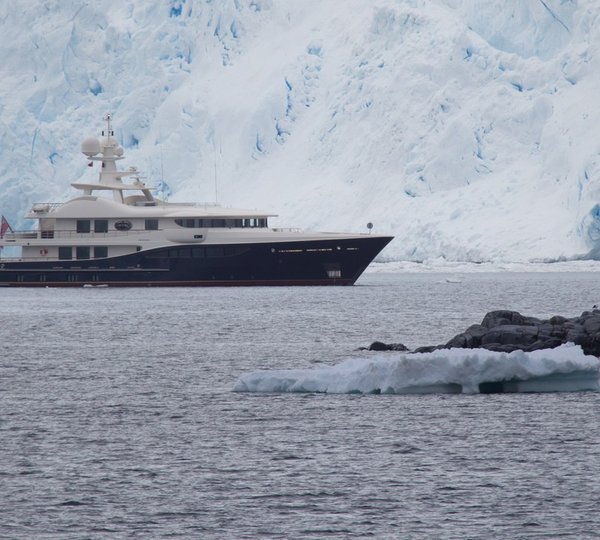 The 52m Yacht DENIKI