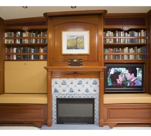 Fire: Yacht METEOR's Saloon Pictured