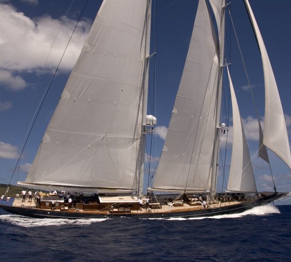 Premier Overview On Board Yacht METEOR