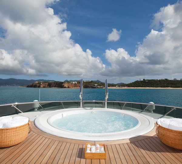 Jacuzzi Pool Fore On Yacht SUNRISE