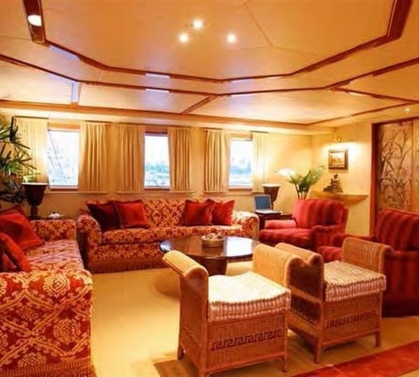 The 54m Yacht ITASCA