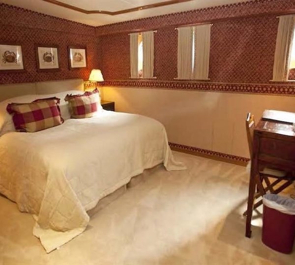 The 54m Yacht ITASCA