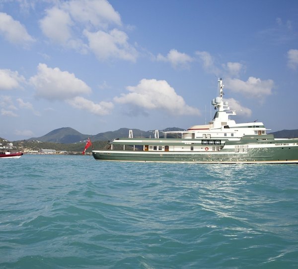 The 55m Yacht STEEL
