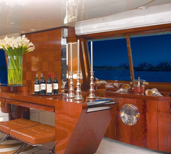 Drinks Bar On Yacht BAD GIRL