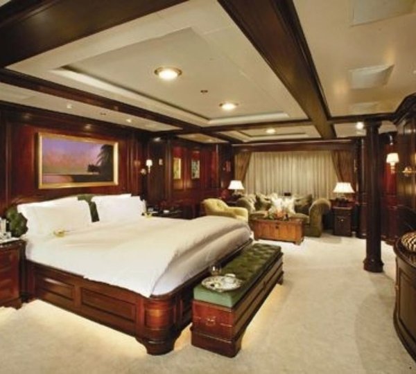 Cabin On Yacht PARAFFIN
