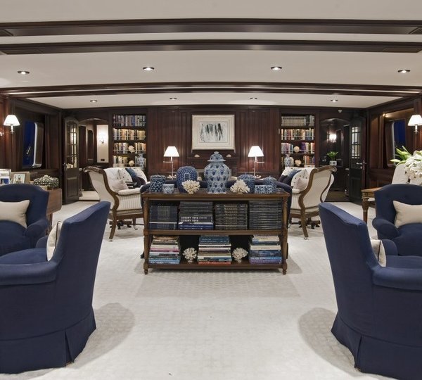 Profile: Yacht VIRGINIAN's Fore Saloon Captured