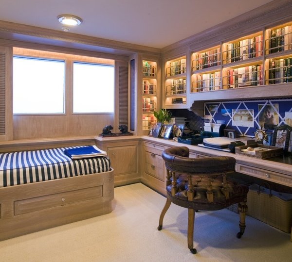 Study On Yacht VIRGINIAN