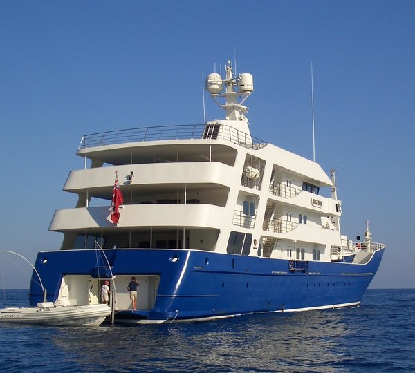 Aft Aspect Aboard Yacht FORCE BLUE