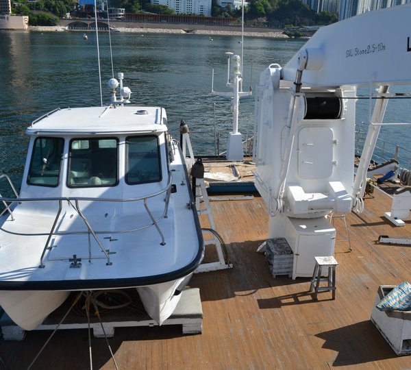 The 65m Yacht VAN TRIUMPH