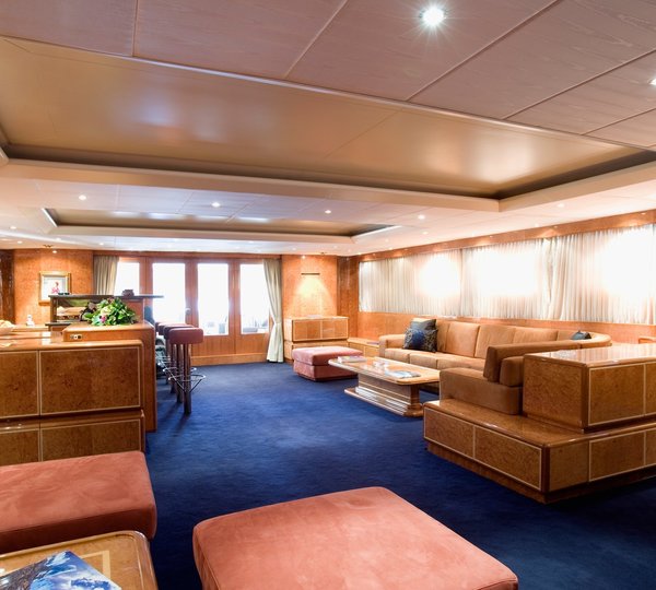 The 65m Yacht YAAKUN