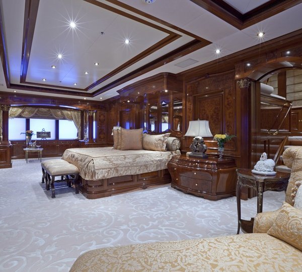 The 70m Yacht MARTHA ANN