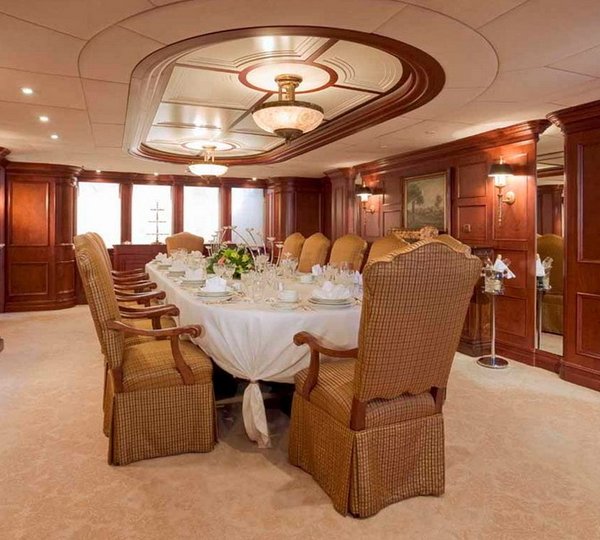 Eating/dining Saloon On Board Yacht NOMAD