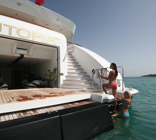 Beach Beachclub On Yacht UTOPIA