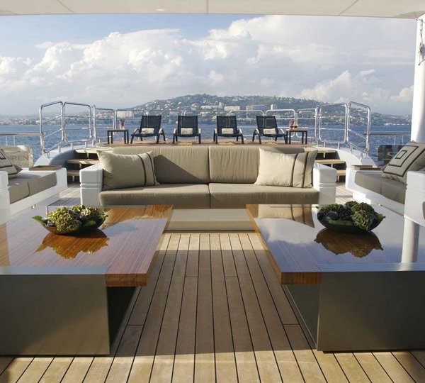 External Sitting On Board Yacht SIREN