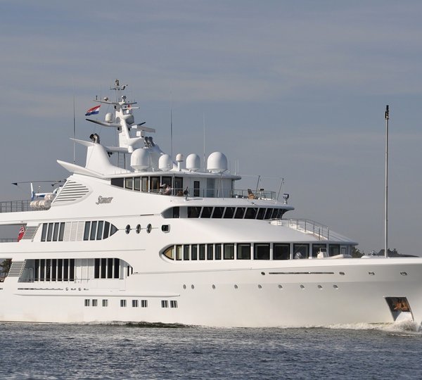 Profile On Yacht SAMAR