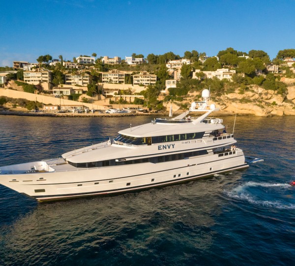 ENVY Motor Yacht