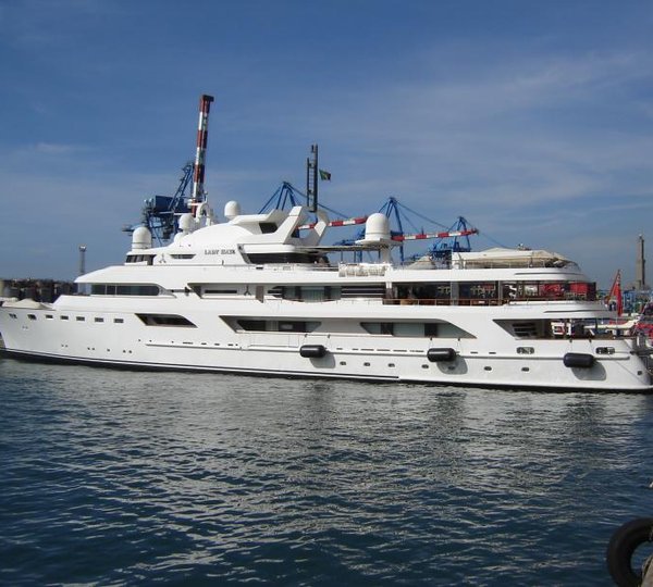 Motor Yacht LADY HAYA - Mitsubishi 