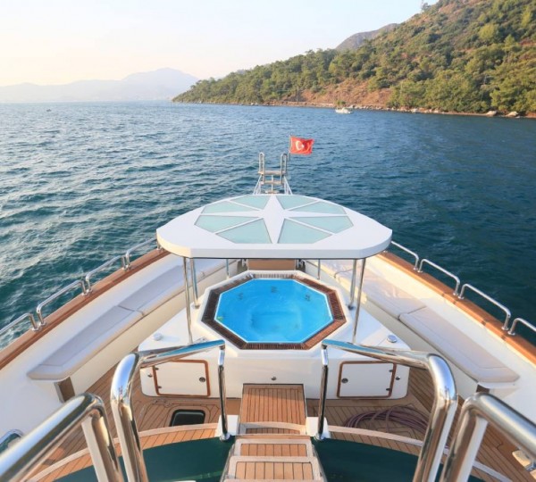 Opendeck Swimming Pool Area