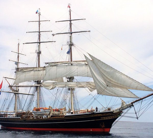 STAD AMSTERDAM Adventurous Sailing