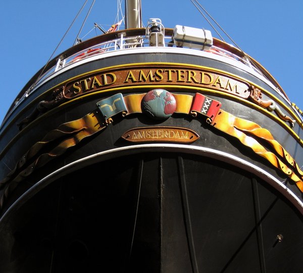 STAD AMSTERDAM Stern