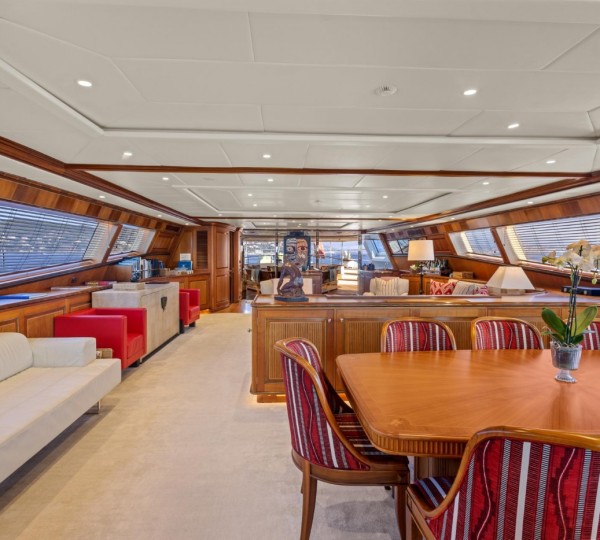 Salon With Dining Area