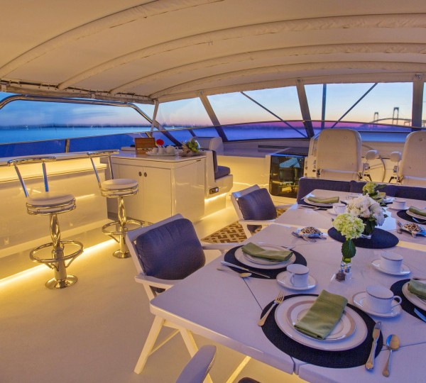 Sundeck Dining And Bar