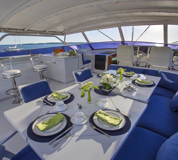 Sunny Flybridge Deck