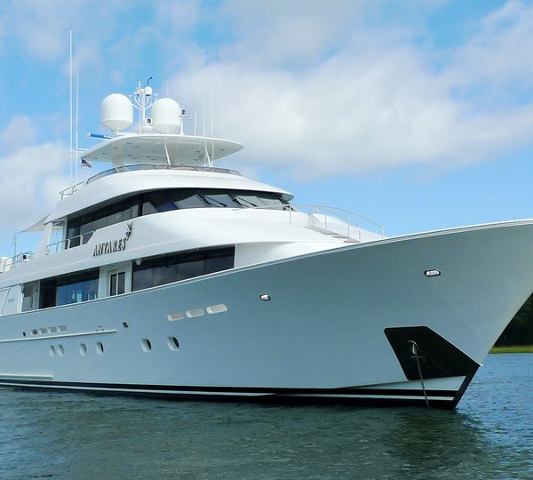Westport Motor Yacht ANTARES - Main Image