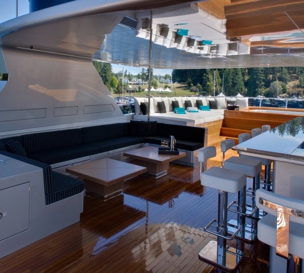 Yacht ODESSA - Sundeck