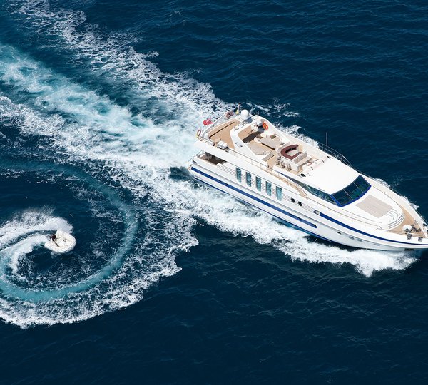 Yacht SUPERTOY - Tender