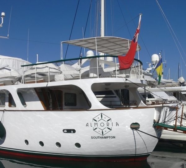 The 30m Yacht ALMORIA