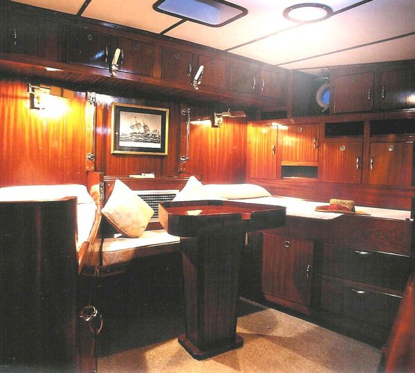 The 30m Yacht ATALANTE