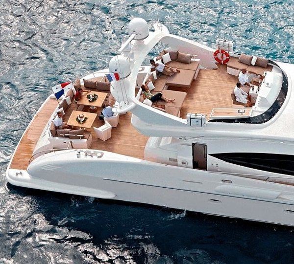 The 30m Yacht LITTLE SARAH