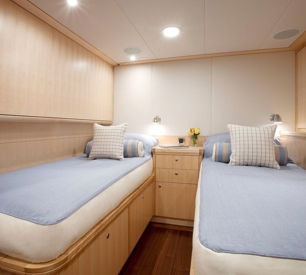 The 30m Yacht NOSTROMO