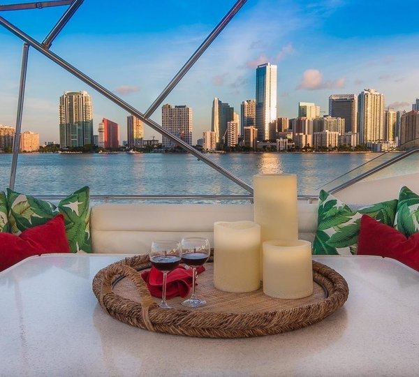 The 30m Yacht PARADISE